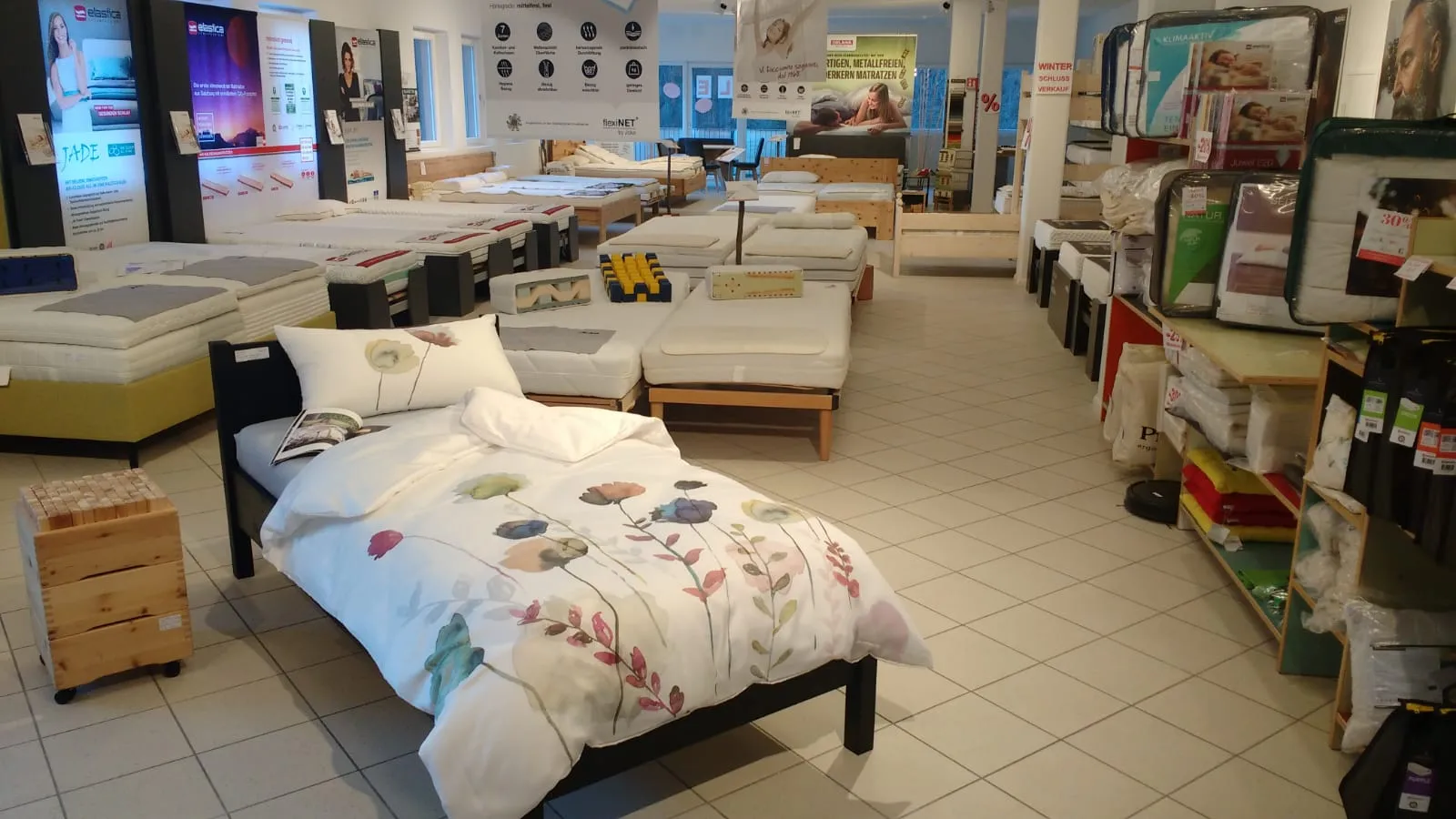 Matratzen und Schlafsysteme in der Ausstellung im Sarntal
